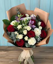 Букет цветов из:  Розы и Альстромерии в Красном Воронежской области