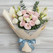 Букет цветов из:  Лизиантусы в Красном Воронежской области