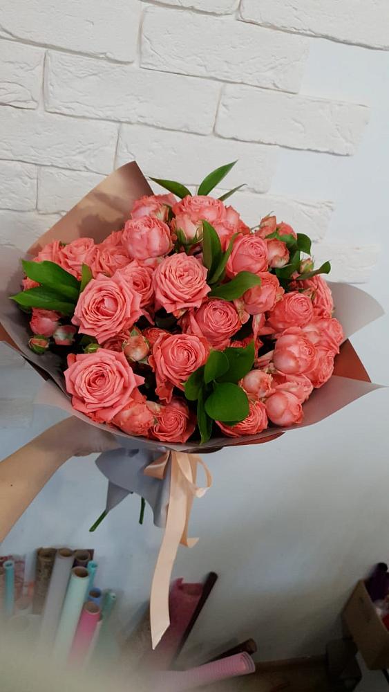 Букет цветов из: Розы в Красном Воронежской области