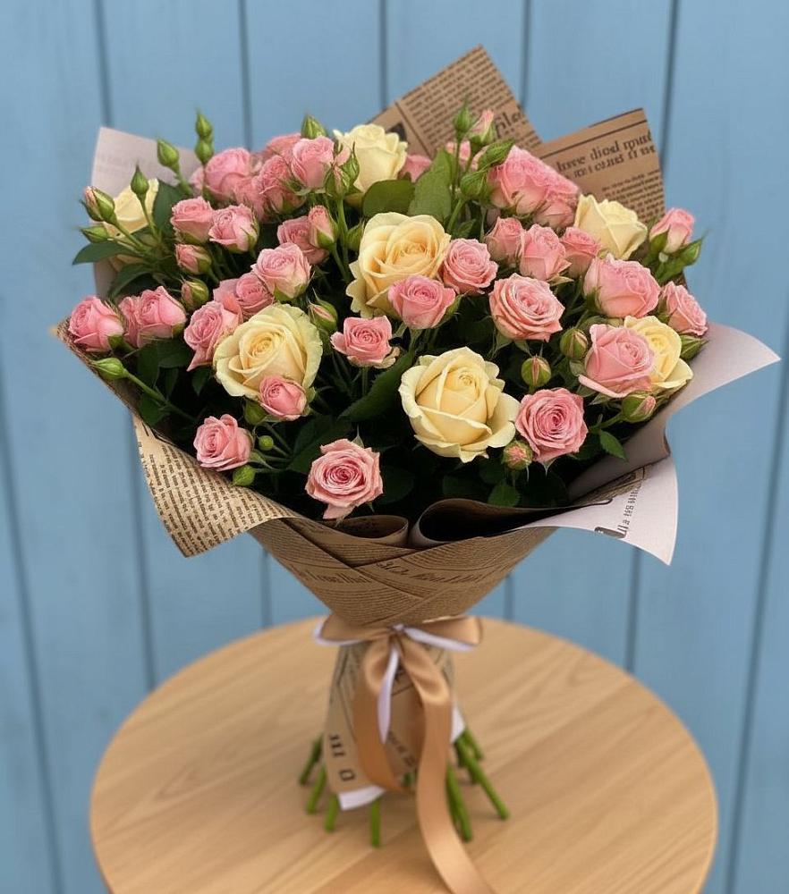 Букет цветов из: Розы в Красном Воронежской области