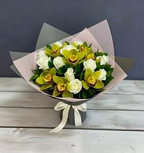 Букет цветов из:  Орхидеи и Розы в Красном Воронежской области