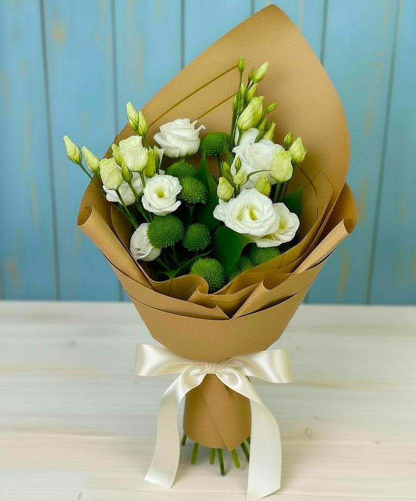 Букет цветов из: Хризантемы и Лизиантусы в Красном Воронежской области