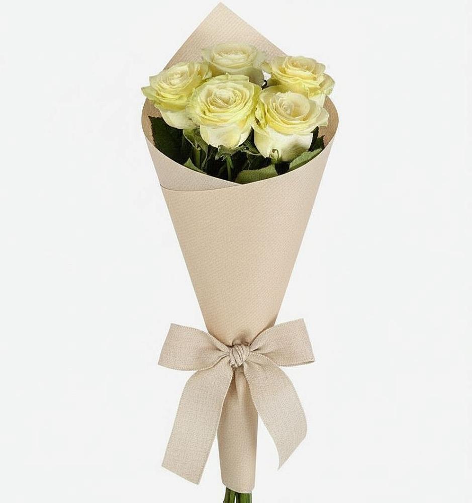 Букет цветов из: Розы в Красном Воронежской области