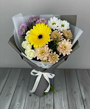 Букет цветов из:  Розы, Герберы и Хризантемы в Красном Воронежской области