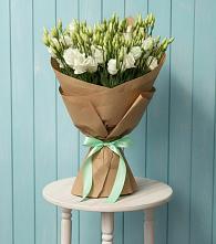 Букет цветов из:  Лизиантусы в Красном Воронежской области