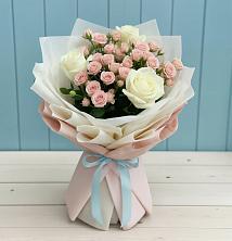 Букет цветов из:  Розы в Красном Воронежской области