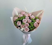 Букет цветов из:  Розы и Хризантемы в Красном Воронежской области