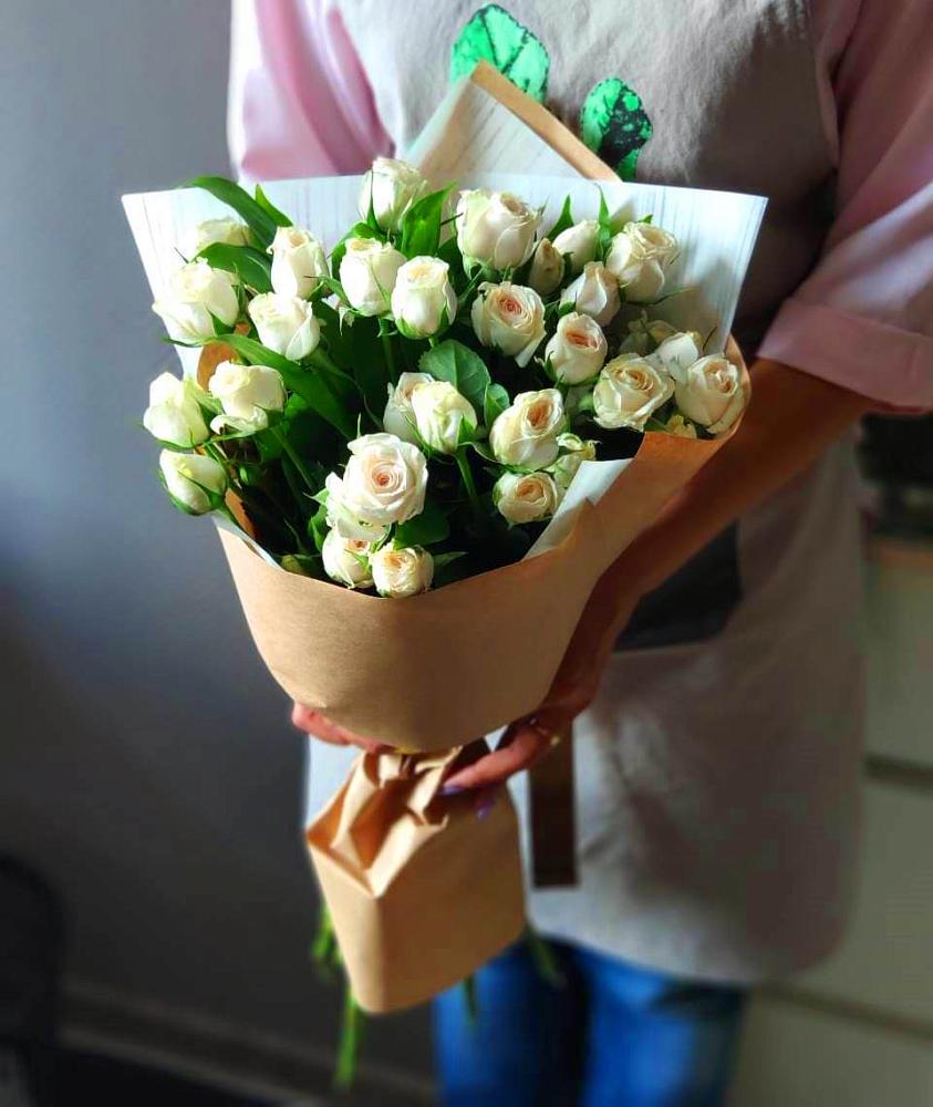 Букет цветов из: Розы в Красном Воронежской области