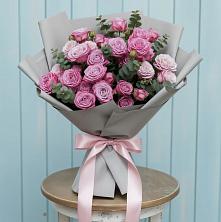 Букет цветов из:  Розы в Красном Воронежской области